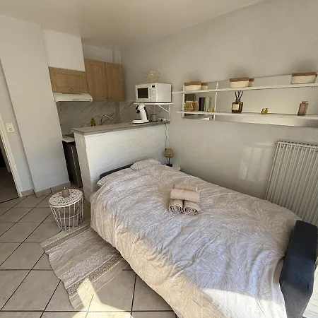 Chez Anais - - Centre De