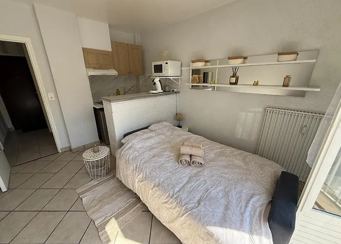 Chez Anais - - Centre De